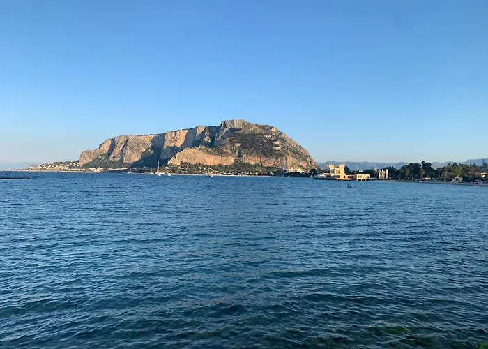 George House Mondello 32